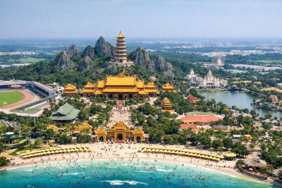 khu du lịch Đại Nam Bình Dương toàn cảnh với Kim Điện và Bảo Tháp 9 tầng